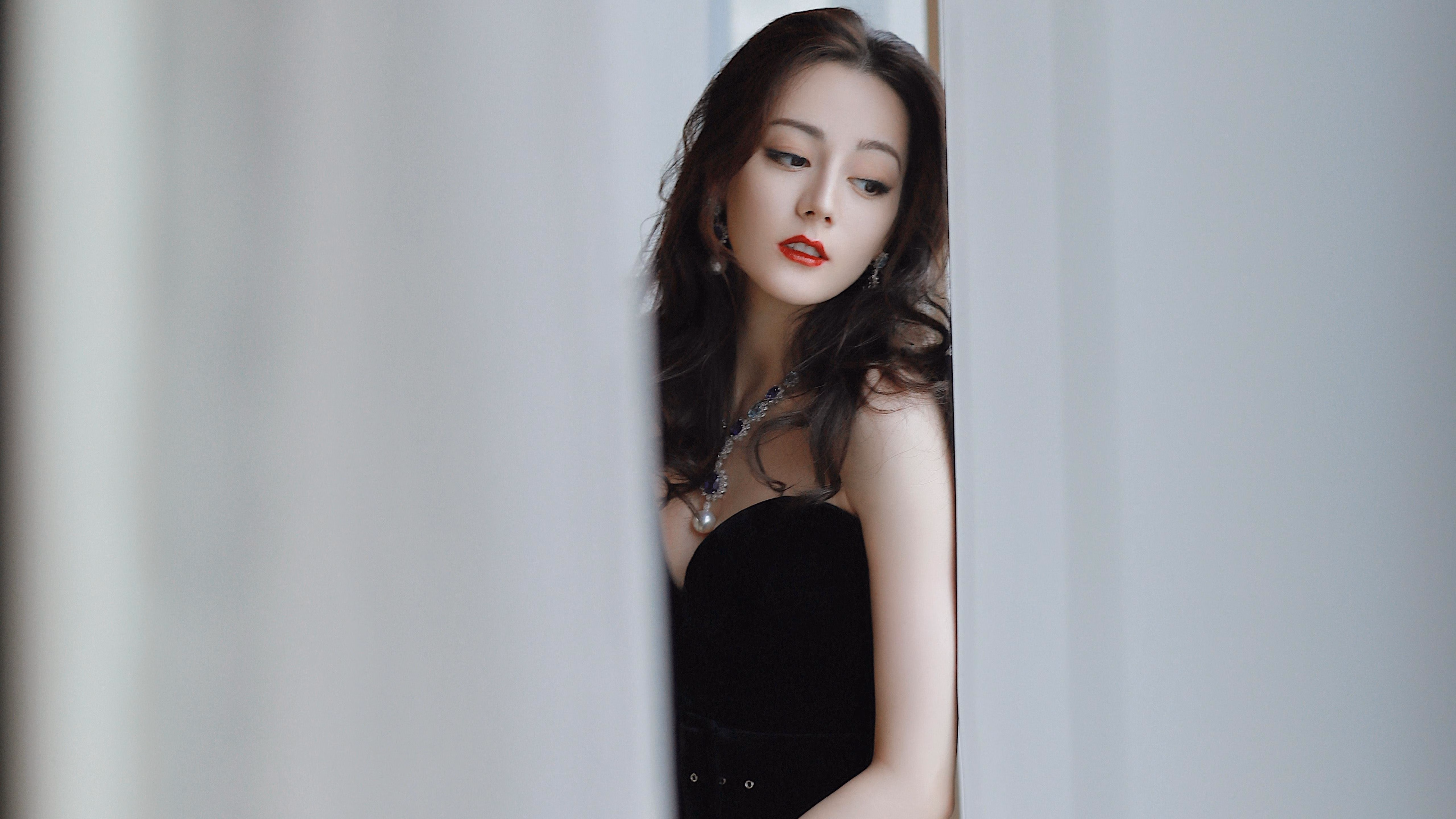 字母哥跨界助阵，北京队神奇封锁湖人夺胜