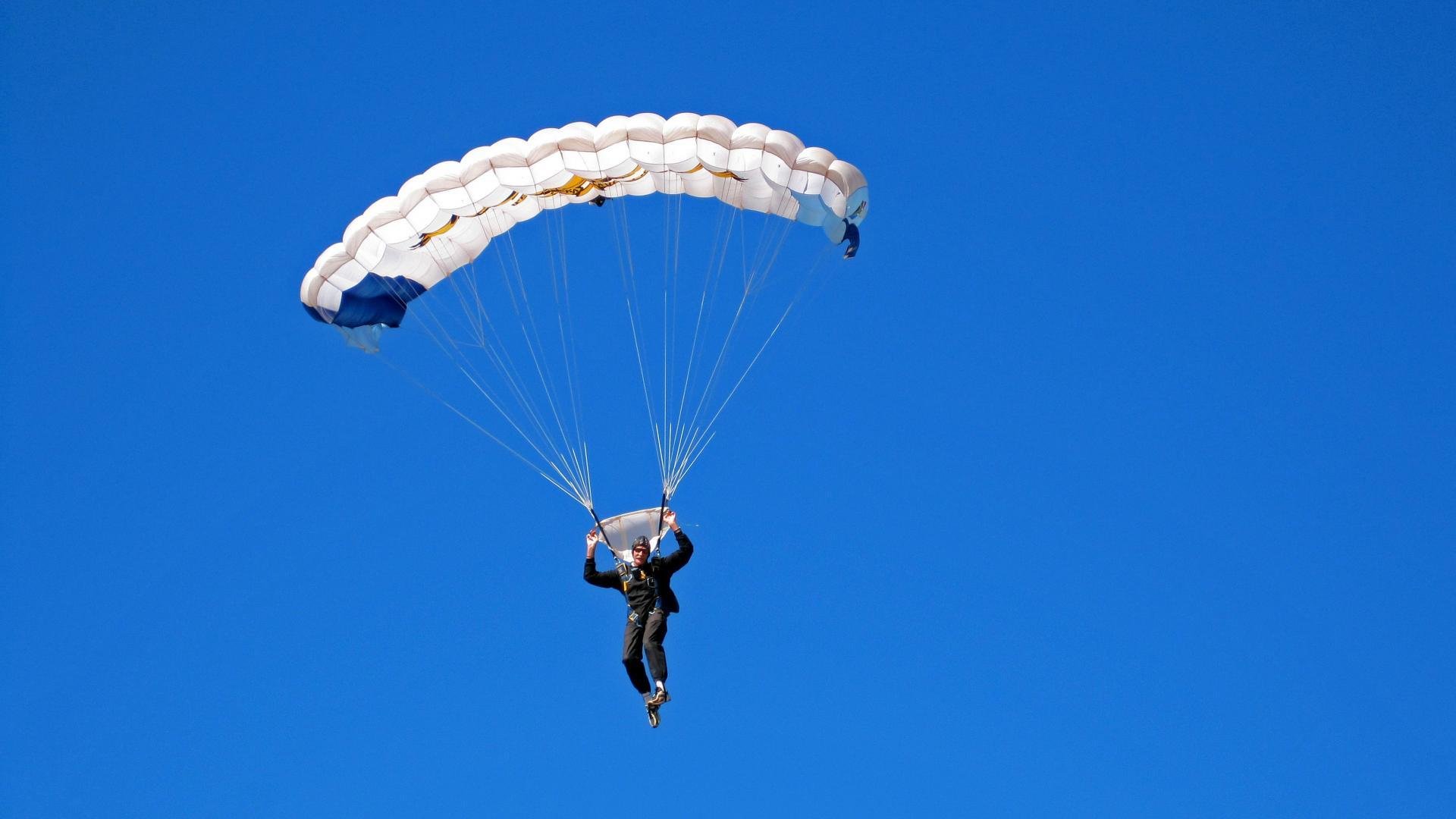 卡洛斯·琼斯化身攻防手术刀,南京同曦爵士逆转浙江广厦